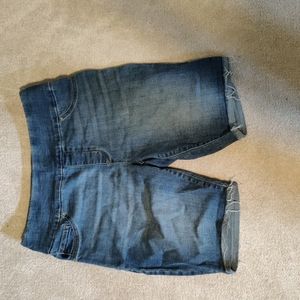 Lee Mid Rise Sculpting Shorts